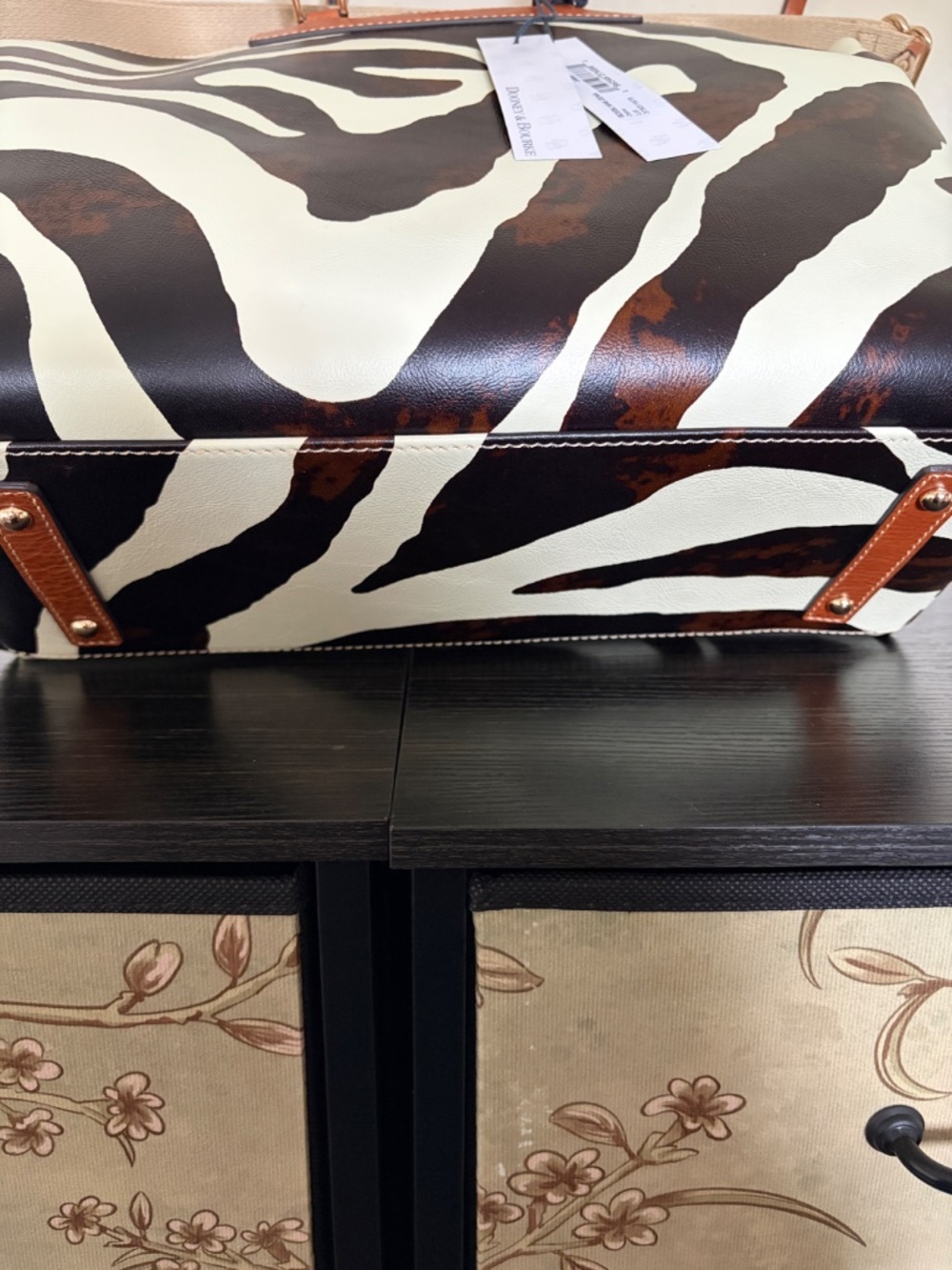 RARE NWT Dooney & Bourke 2009 Archive "Zebra" Juliette Bag – Collector’s Dream! - Picture 5 of 7